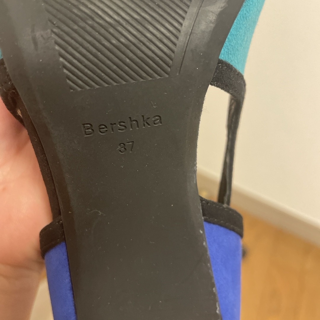 Bershka(ベルシュカ)のBershka ヒール レディースの靴/シューズ(ハイヒール/パンプス)の商品写真