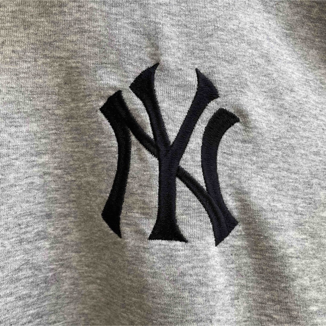 MLB - 残1【4L】MLB ヤンキース 綿混ポケット付きスウェット MLB - 残1【4L】MLB ヤンキース 綿混ポケット付きスウェット