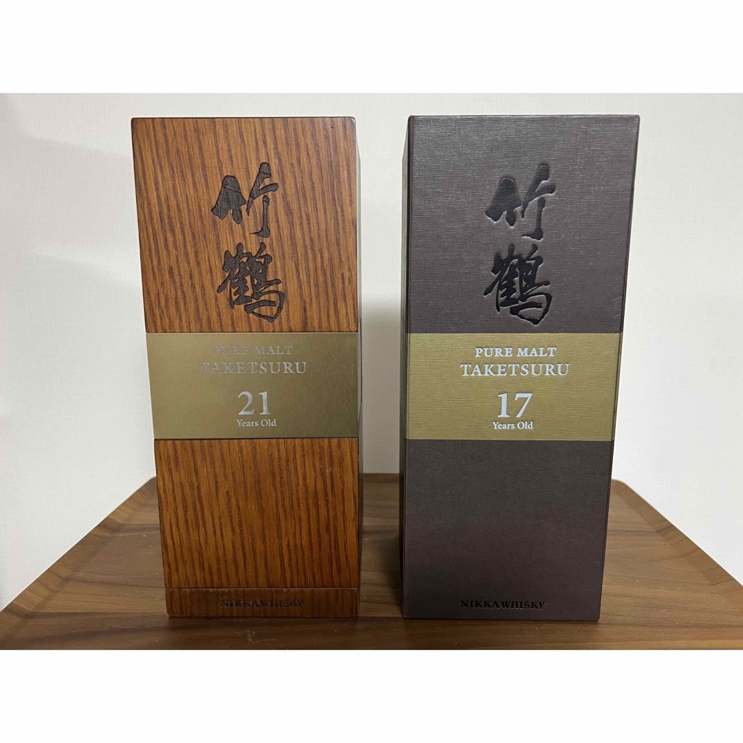 ニッカウヰスキー - 【希少・海外バージョン】竹鶴21年木箱付き ニッカウヰスキー - 【希少・海外バージョン】竹鶴21年木箱付き