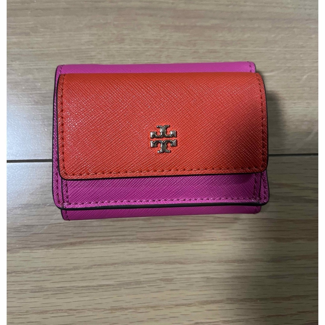 Tory Burch(トリーバーチ)のトリーバー/三つ折り財布 レディースのファッション小物(財布)の商品写真