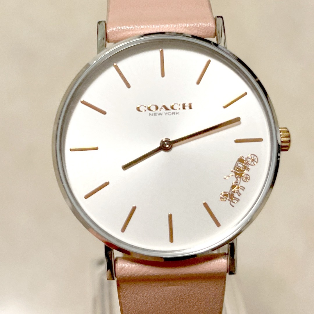 COACH(コーチ)のCOACH腕時計 コーチ ペリー シルバー×ピンク 稼働中 レディースのファッション小物(腕時計)の商品写真