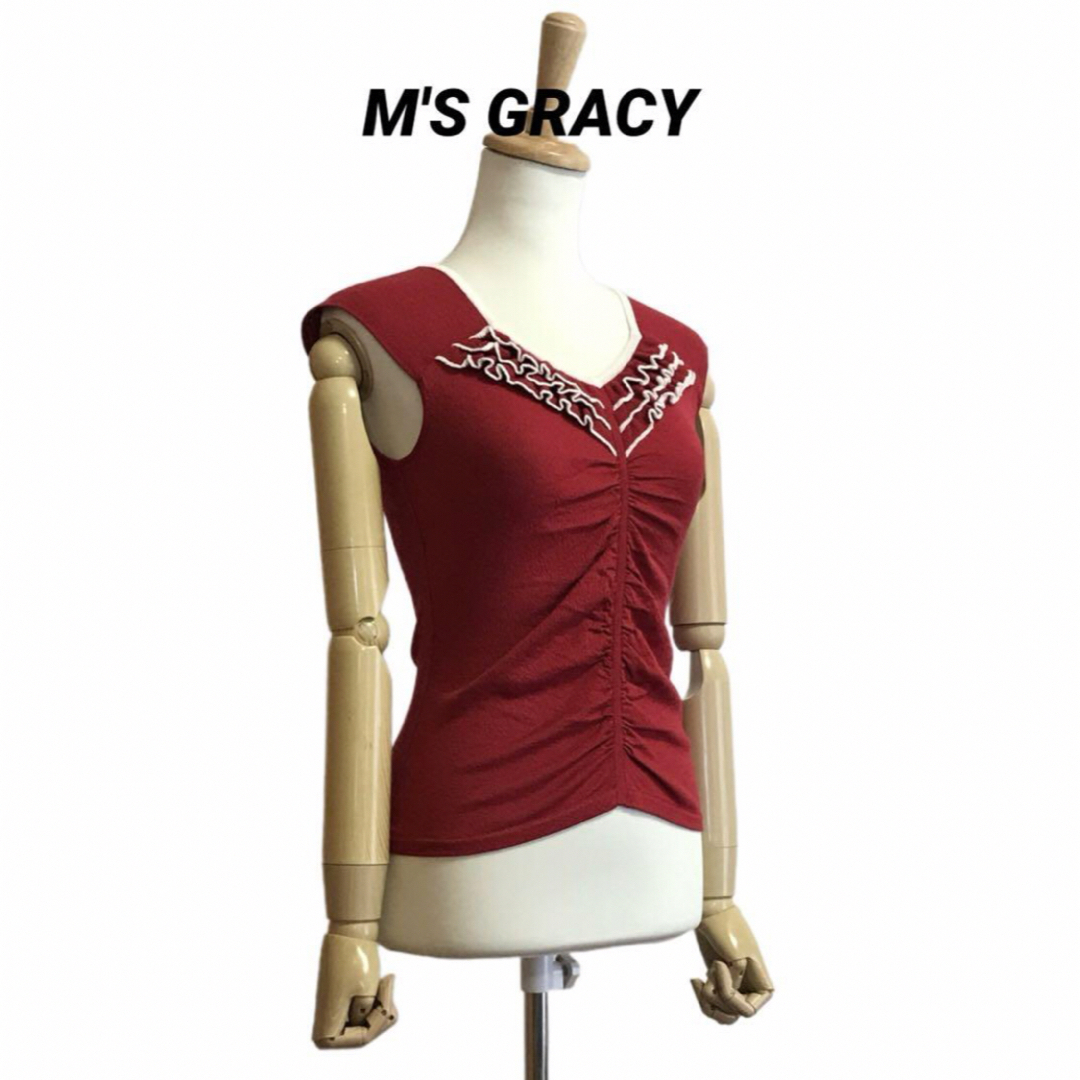 M'S GRACY(エムズグレイシー)のM'S GRACY レーヨンナイロン素材 フロントシャーリングニット レディースのトップス(ニット/セーター)の商品写真