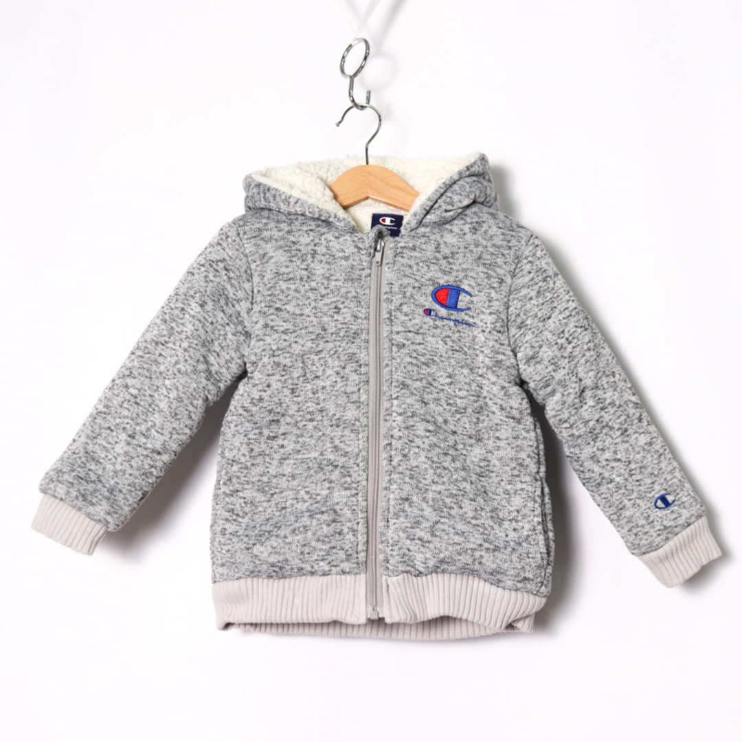 Champion(チャンピオン)のチャンピオン ジップアップパーカー 裏ボア アウター キッズ 男の子用 110サイズ グレー Champion キッズ/ベビー/マタニティのキッズ服女の子用(90cm~)(Tシャツ/カットソー)の商品写真