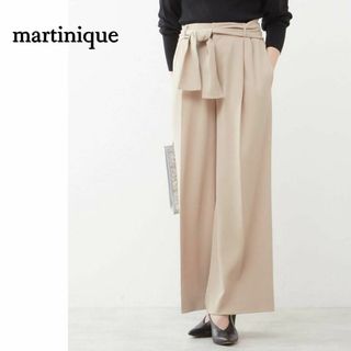 マルティニーク(martinique)のとろみ感が上品可愛い♪ リボン付き　ジョーゼットワイドパンツ　M ベージュ(カジュアルパンツ)