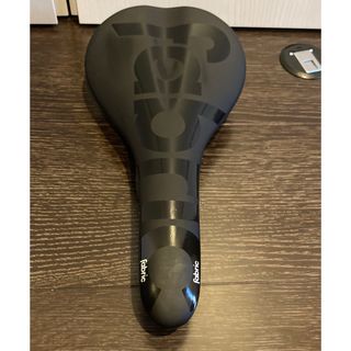 ファブリック fabric SCOOP PRO FLATサドル中古品　送料無料 (パーツ)