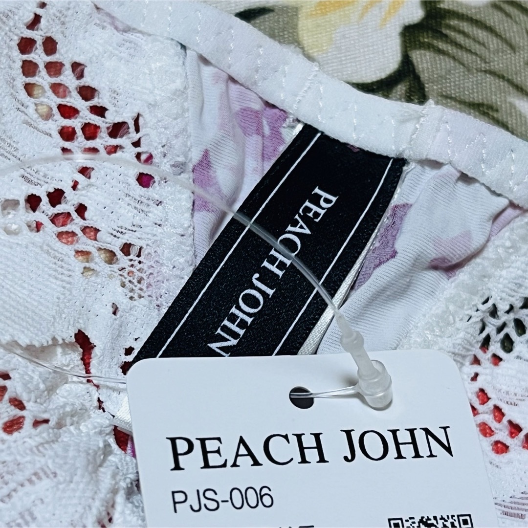 PEACH JOHN(ピーチジョン)のPEACH JOHN★ぴたもちレースショーツTバック★花柄パンツ下着★White レディースの下着/アンダーウェア(ショーツ)の商品写真