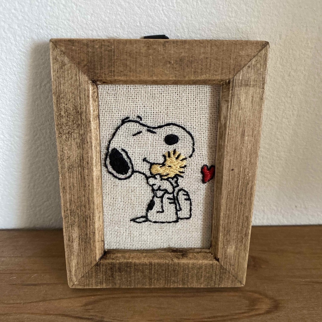 SNOOPY(スヌーピー)のスヌーピー　刺繍フレーム　ハンドメイド ハンドメイドのインテリア/家具(インテリア雑貨)の商品写真