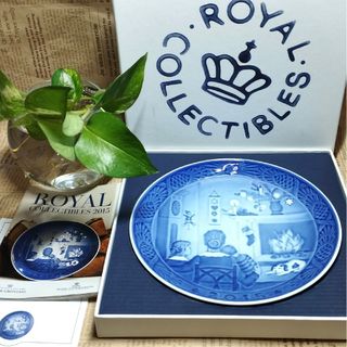 ロイヤルコペンハーゲン(ROYAL COPENHAGEN)の【未使用・美品・希少】ロイヤルコペンハーゲン　イヤープレート2015年(食器)