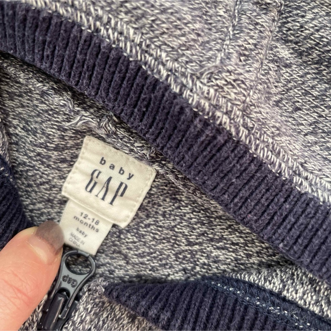 babyGAP(ベビーギャップ)のbaby gap パーカー　12〜18m キッズ/ベビー/マタニティのベビー服(~85cm)(カーディガン/ボレロ)の商品写真