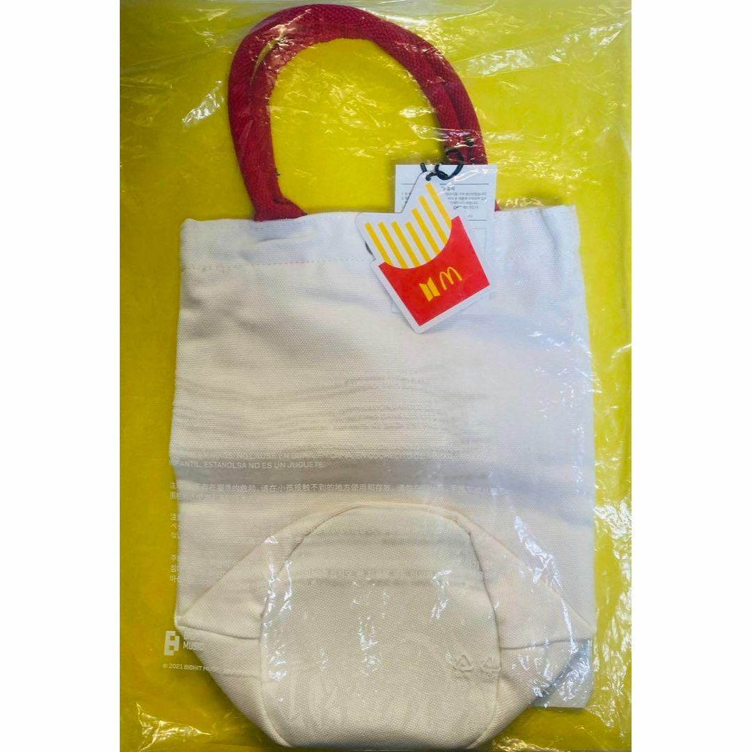 BTS マクドナルド トートバッグ MELTING TOTE BAG  新品 エンタメ/ホビーのタレントグッズ(アイドルグッズ)の商品写真