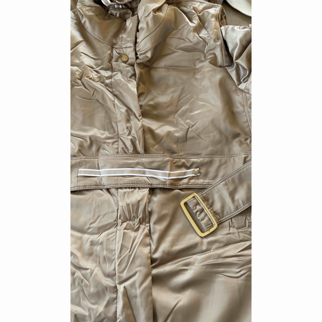 Max Mara(マックスマーラ)の美品　高級MaxMara City イタリア製　キャメル　アウターコート　ポーチ レディースのジャケット/アウター(ブルゾン)の商品写真