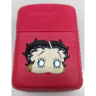 ジッポー(ZIPPO)のZippo Betty Boop ベティーブープ 革巻き　赤　1999年製(タバコグッズ)