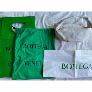 ボッテガヴェネタ(Bottega Veneta)のボッテガヴェネタ　bottega veneta ダブルノット　バッグ　ホワイト(ハンドバッグ)