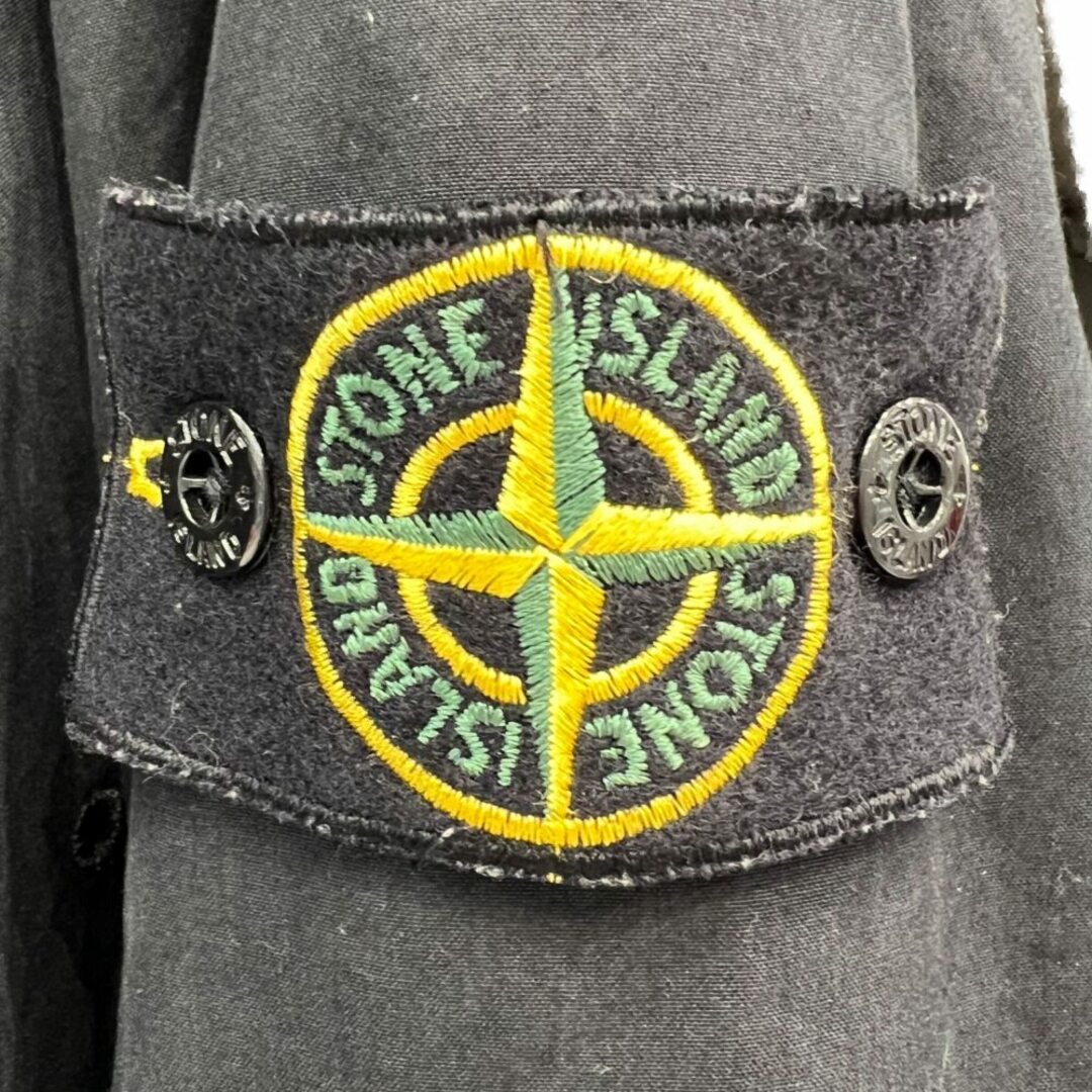 STONE ISLAND(ストーンアイランド)のSTONE ISLAND ストーンアイランド フード ミリタリー ロングコート キルティングライナー ロゴワッペン付き ブラック 49157031 メンズのジャケット/アウター(フライトジャケット)の商品写真