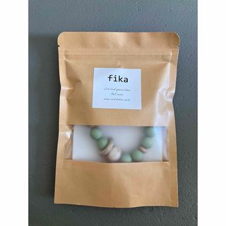 【新品未開封】fika おしゃぶりホルダー(ベビーホルダー)