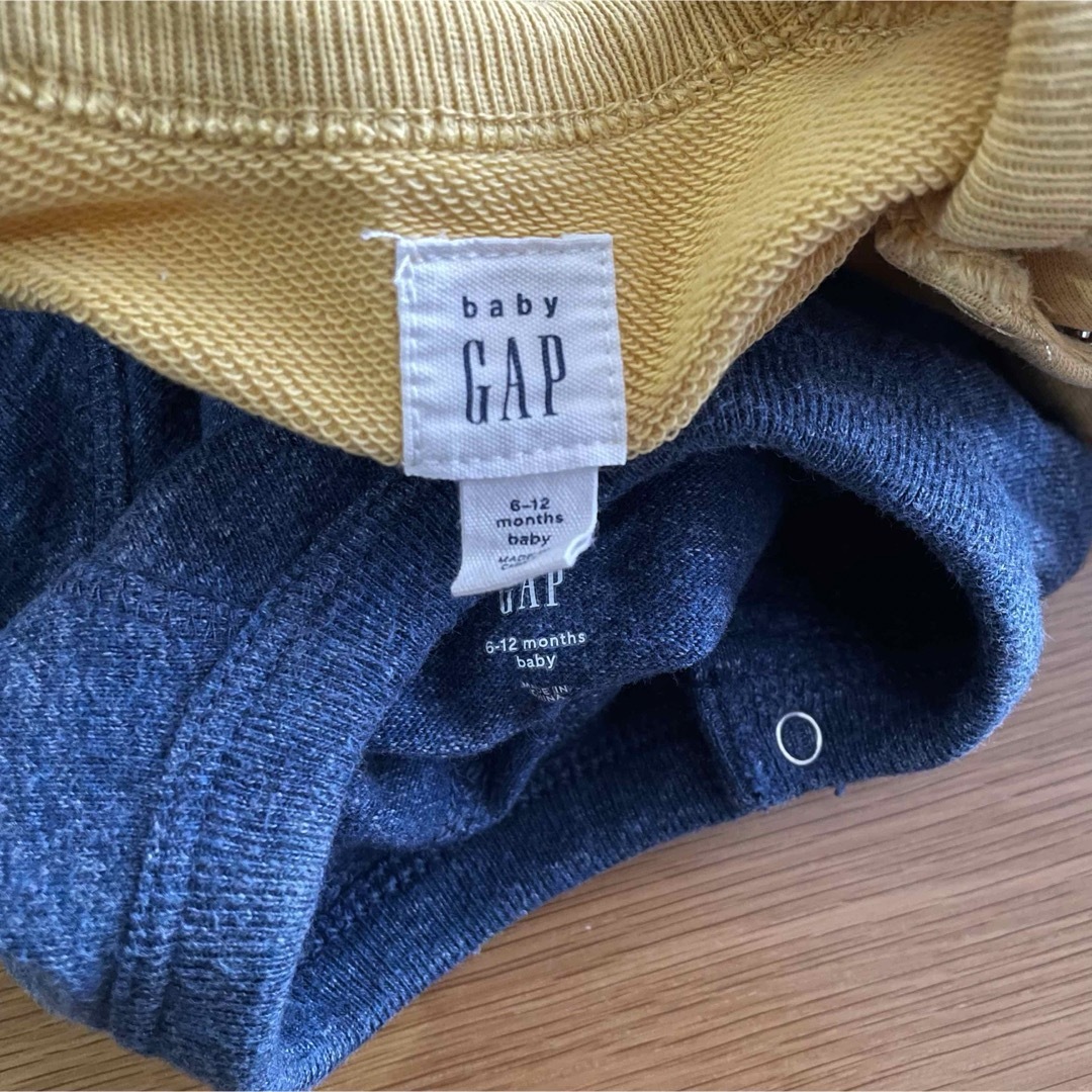 babyGAP(ベビーギャップ)のbaby GAPスウェットカバーオール70 ２枚セット キッズ/ベビー/マタニティのベビー服(~85cm)(カバーオール)の商品写真