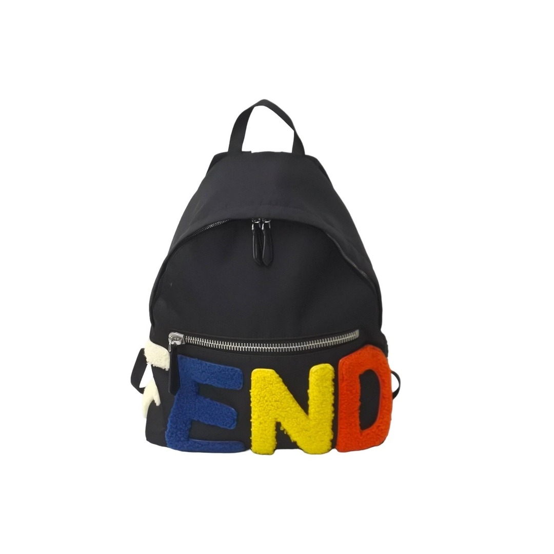 FENDI(フェンディ)のFENDI フェンディ リュック バックパック ブラック ボア ロゴ ナイロン 7VZ012・5PN 4 良品 中古 59624 レディースのバッグ(リュック/バックパック)の商品写真