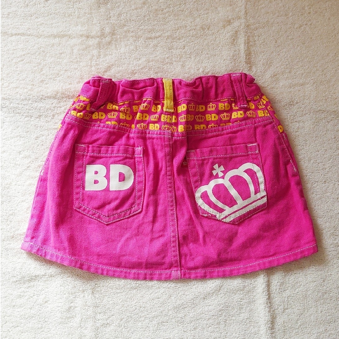 BABYDOLL(ベビードール)のBABYDOLLスカート 120㎝ ピンク デニムスカート キッズ服 子供服 キッズ/ベビー/マタニティのキッズ服女の子用(90cm~)(スカート)の商品写真