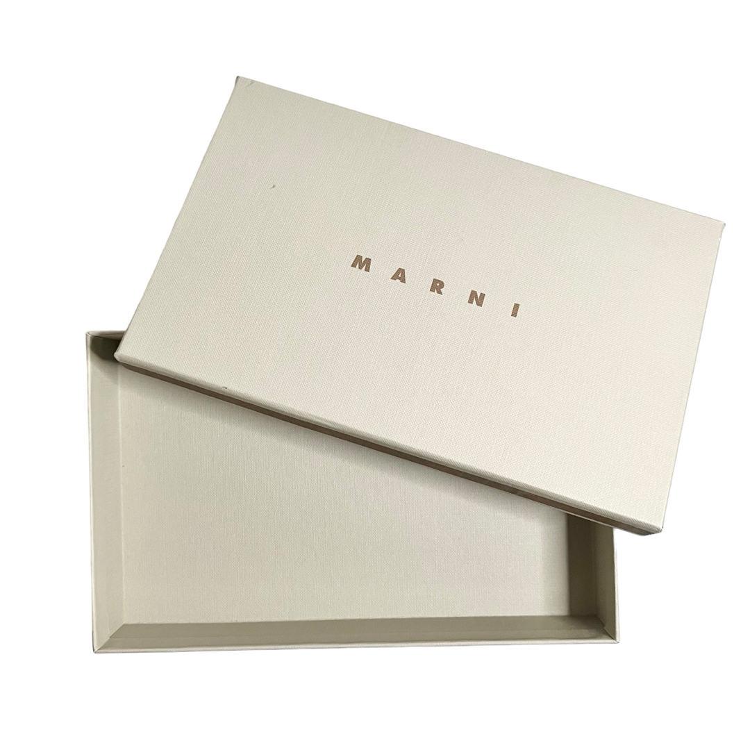 Marni(マルニ)の【美品】箱・袋付き MARNI マルニ　長財布　ネイビー　ブラック　ボルドー　 レディースのファッション小物(財布)の商品写真