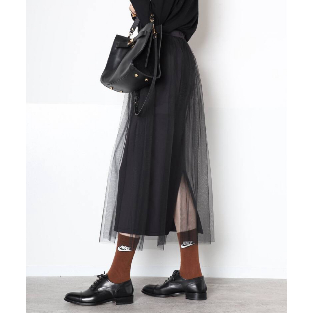 DEUXIEME CLASSE(ドゥーズィエムクラス)の新品タグ付きMUSE de Deuxieme Classeチュールスカート レディースのスカート(ロングスカート)の商品写真