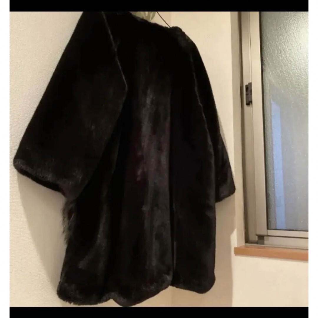 フェイクファー　ノーカラー　ロングコート レディースのジャケット/アウター(ロングコート)の商品写真