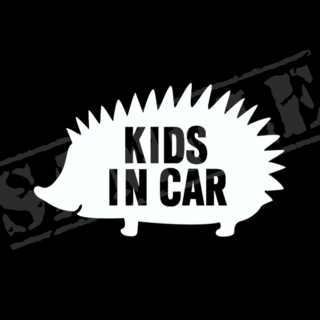 ハリネズミ KIDS IN CAR パロディステッカー　8.5cm×14cm(車外アクセサリ)