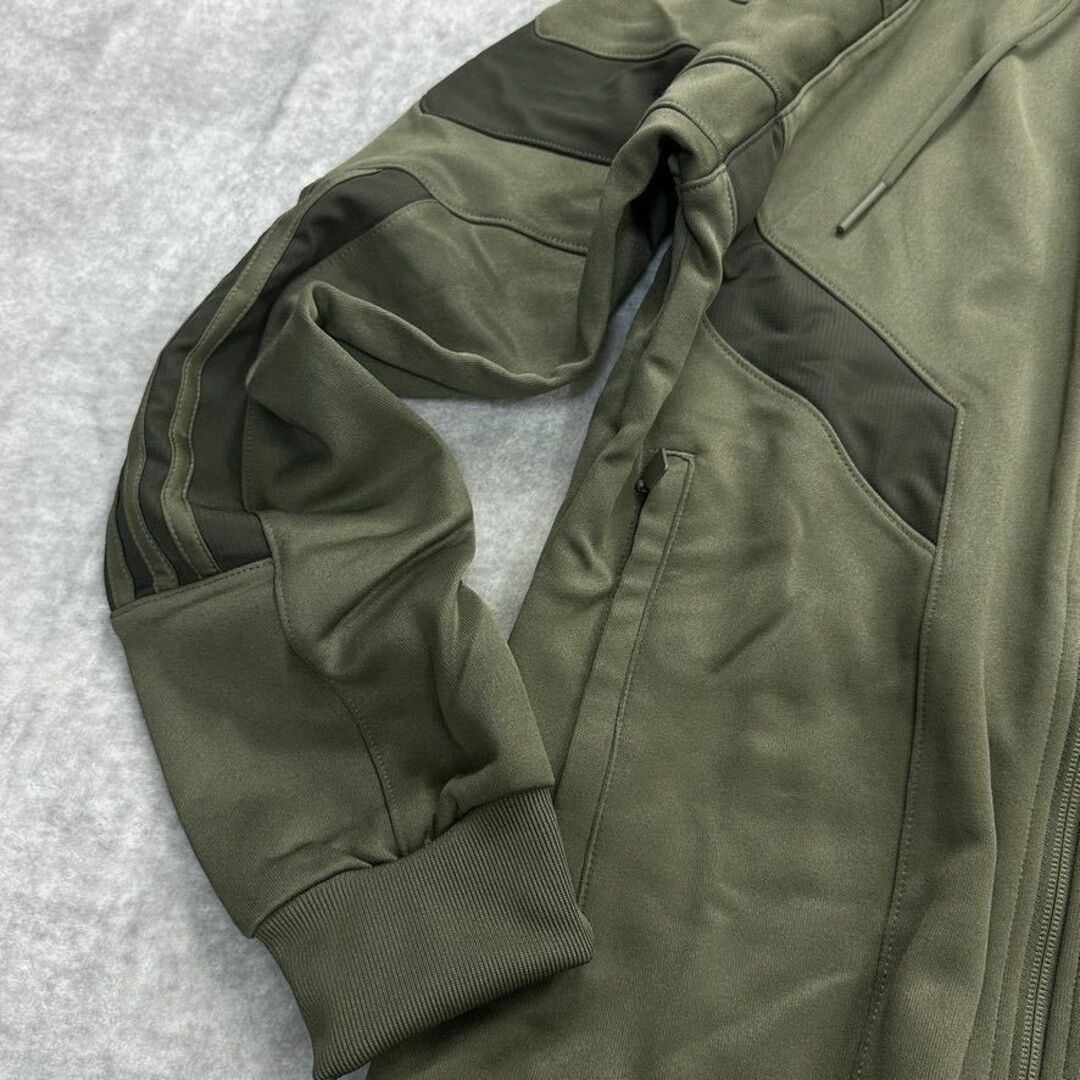 adidas - 新品 adidas Originals Lサイズ セットアップ カーキの adidas - 新品 adidas Originals Lサイズ セットアップ カーキの