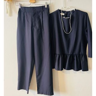 ドレステリア(DRESSTERIOR)の新品　パンツスーツ　ネイビー　セットアップ　入学式　卒業式　スーツ(スーツ)