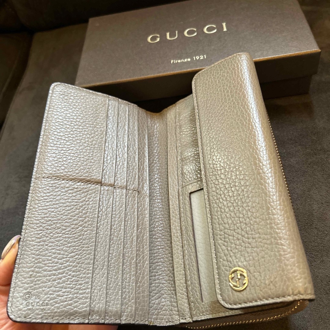 Gucci(グッチ)のGucci グッチ　長財布 レディースのファッション小物(財布)の商品写真