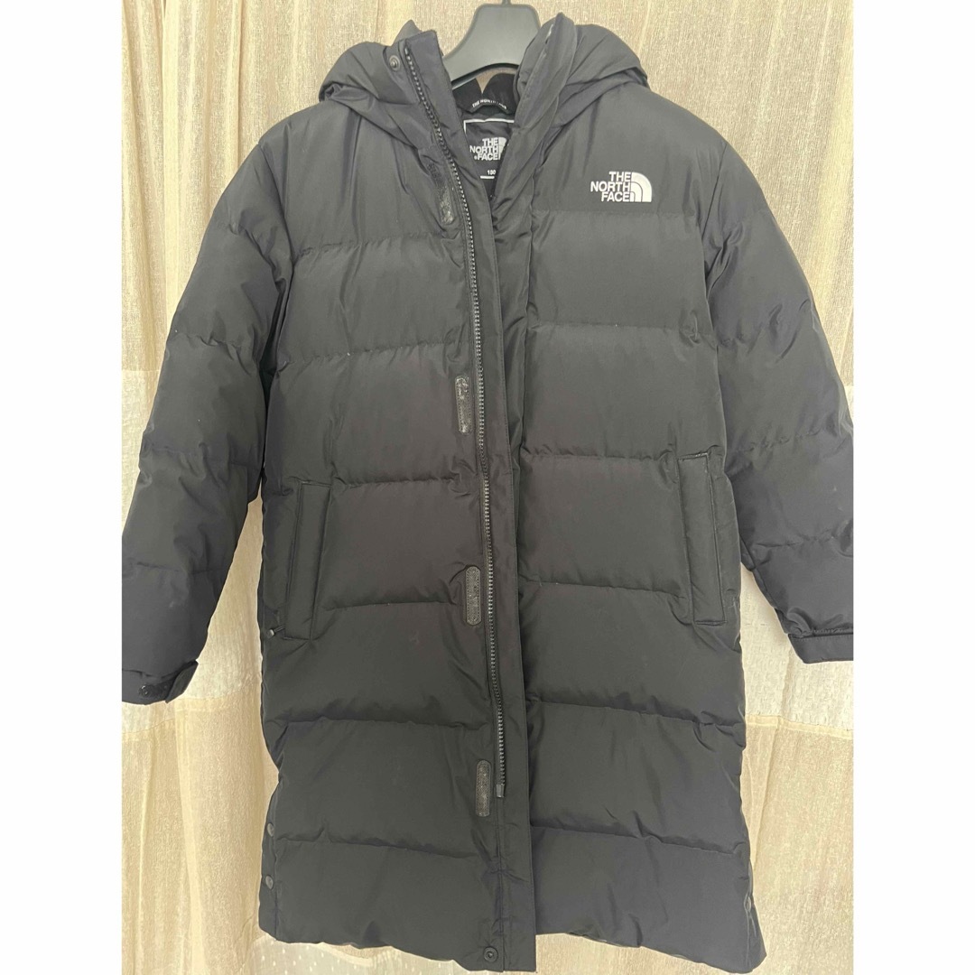 THE NORTH FACE(ザノースフェイス)のノースフェイスキッズダウンコート⭐︎ホワイトレーベル130cm キッズ/ベビー/マタニティのキッズ服男の子用(90cm~)(コート)の商品写真