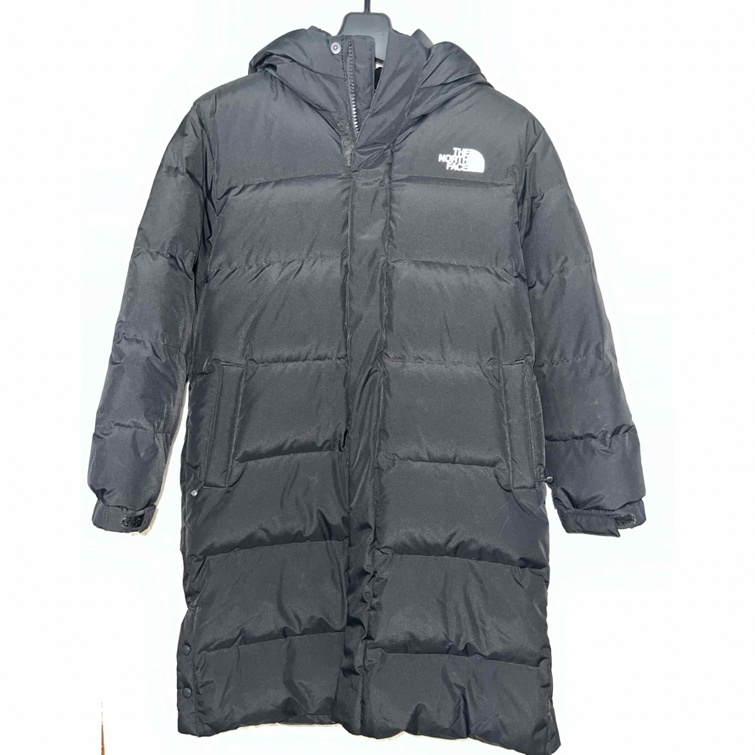 THE NORTH FACE(ザノースフェイス)のノースフェイスキッズダウンコート⭐︎ホワイトレーベル130cm キッズ/ベビー/マタニティのキッズ服男の子用(90cm~)(コート)の商品写真