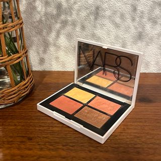 ナーズ(NARS)のNARS ライトリフレクティングクワッドアイシャドー03176(アイシャドウ)