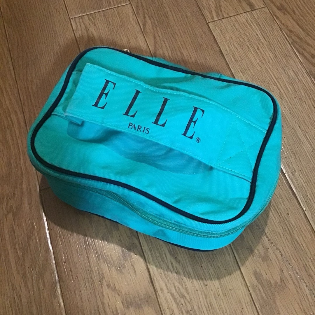 ELLE(エル)のELLE♡古着屋購入♡80'sレトロミルクグリーン♡バニティポーチ レディースのファッション小物(ポーチ)の商品写真