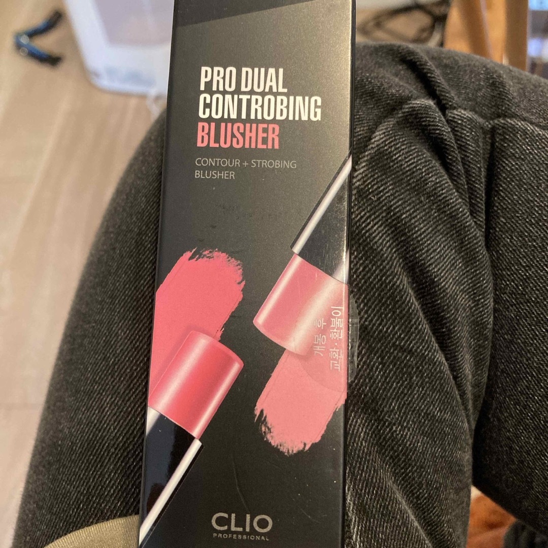 CLIO(クリオ)のクリオ　チーク　pro dual controbing blusher コスメ/美容のベースメイク/化粧品(チーク)の商品写真