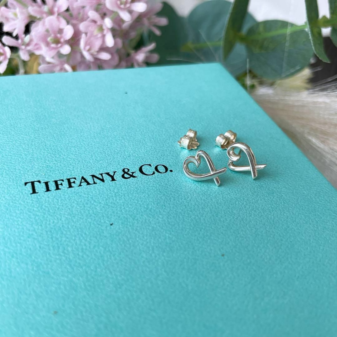 超美品 ティファニー TIFFANYラビングハートピアス シルバー 人気なし糸ほつれ