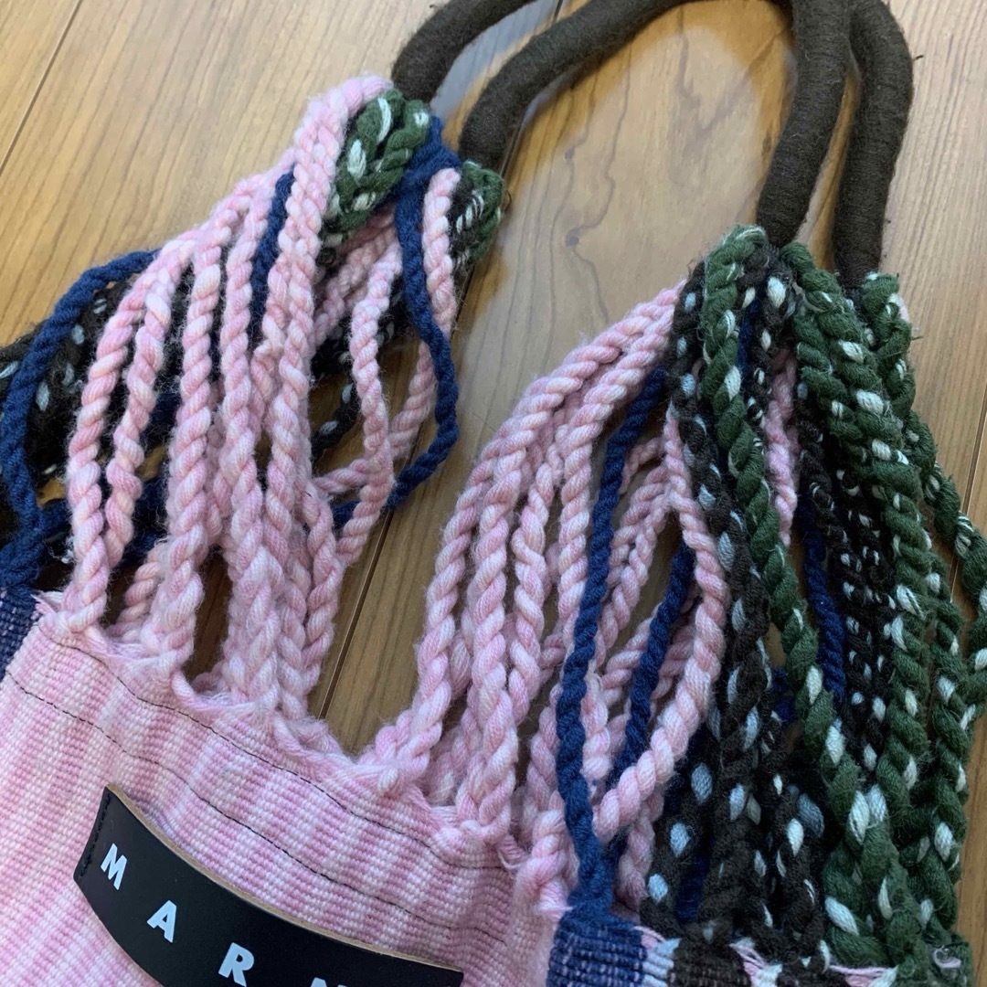 Marni(マルニ)のマルニ　MARNI ハンモックバッグ　梅田阪急限定色　ピンク レディースのバッグ(ハンドバッグ)の商品写真