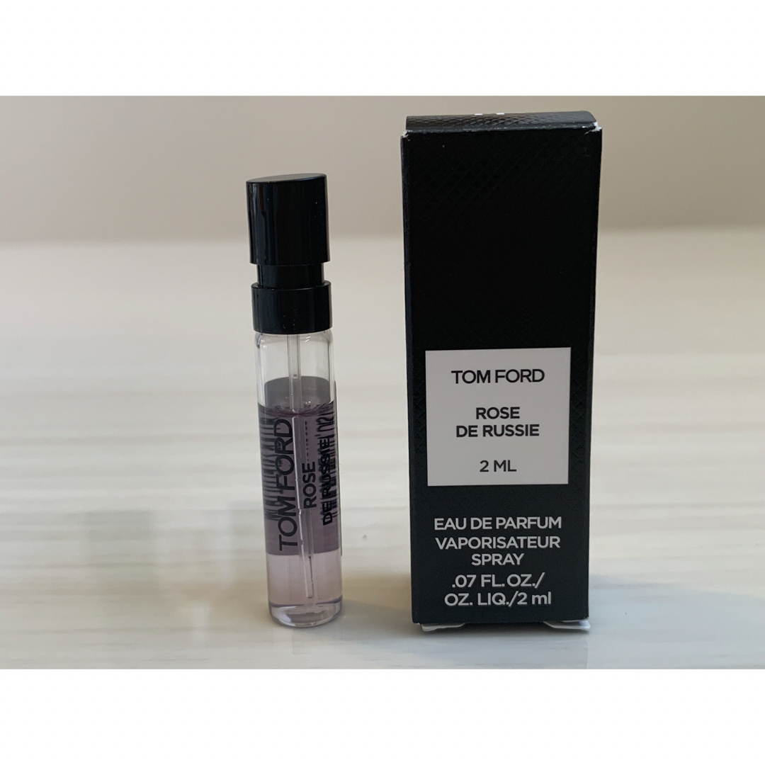 TOM FORD BEAUTY(トムフォードビューティ)のトムフォード　ローズドリュスィー　2ml コスメ/美容の香水(香水(女性用))の商品写真