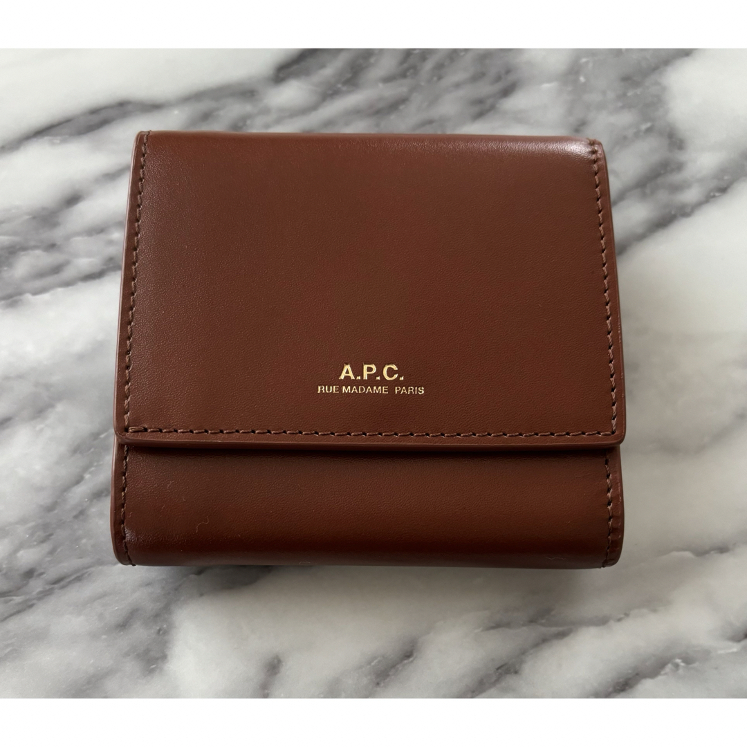 A.P.C - 未使用 アーペーセー A.P.C. 3つ折財布 コンパクト財布