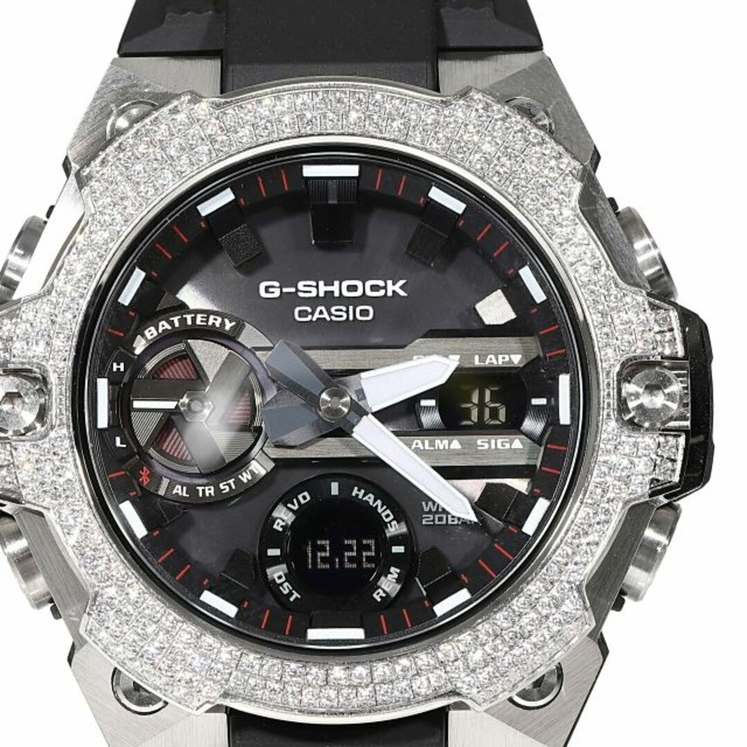 G-SHOCK(ジーショック)のG-SHOCK GST B400 ラバーバンド シルバー CZダイヤ（キュービックジルコニア）カスタムベゼル メンズの時計(腕時計(アナログ))の商品写真