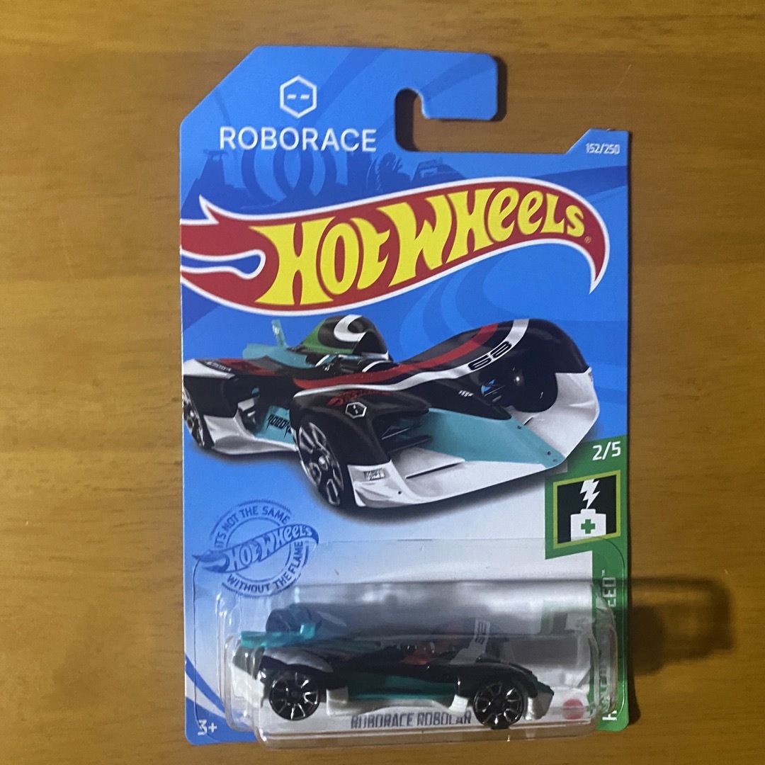 ホットウィール ROBORACE  ROBOCAR  HW GREEN SPEE エンタメ/ホビーのおもちゃ/ぬいぐるみ(ミニカー)の商品写真
