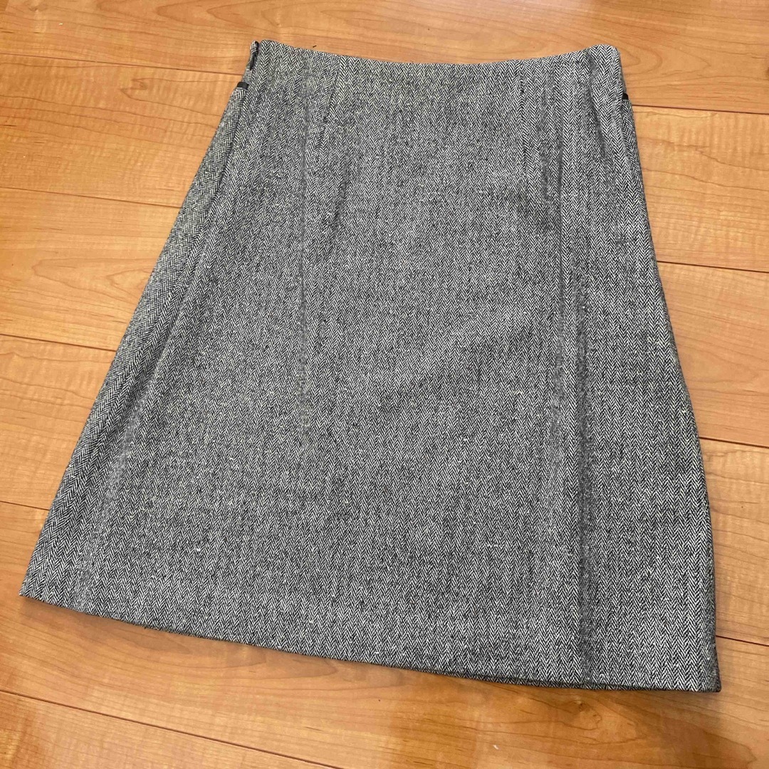 Ballsey(ボールジィ)のTOMORROWLAND   BALLSEY  スカート　サイズ38 レディースのスカート(ひざ丈スカート)の商品写真