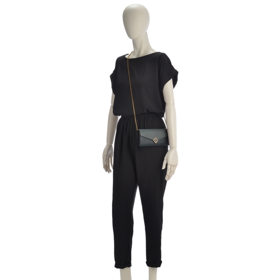FENDI - フェンディ FENDI チェーンウォレット 長財布 FENDI - フェンディ FENDI チェーンウォレット 長財布