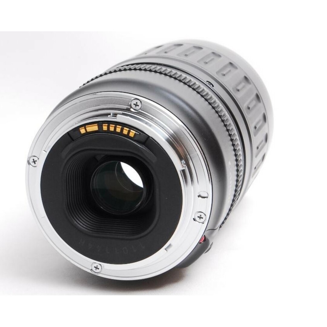 Canon(キヤノン)の大迫力望遠レンズ♪Canon EF 100-300mm F4.5-5.6 スマホ/家電/カメラのカメラ(レンズ(ズーム))の商品写真