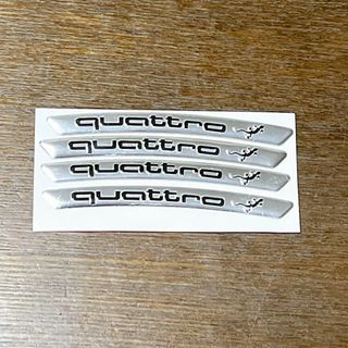 quattroホイールバッジデカール 銀シルバー ホイールステッカー(車外アクセサリ)