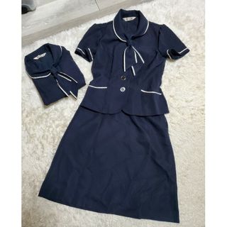 制服　事務員　夏服(スーツ)