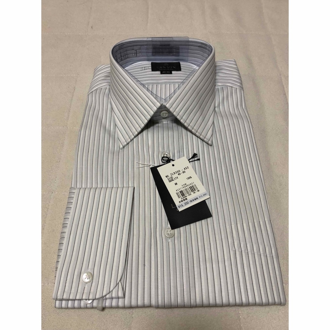 LANVIN COLLECTION(ランバンコレクション)のM575新品LANVIN 長袖ストライプワイシャツ 40-80￥14300日本製 メンズのトップス(シャツ)の商品写真