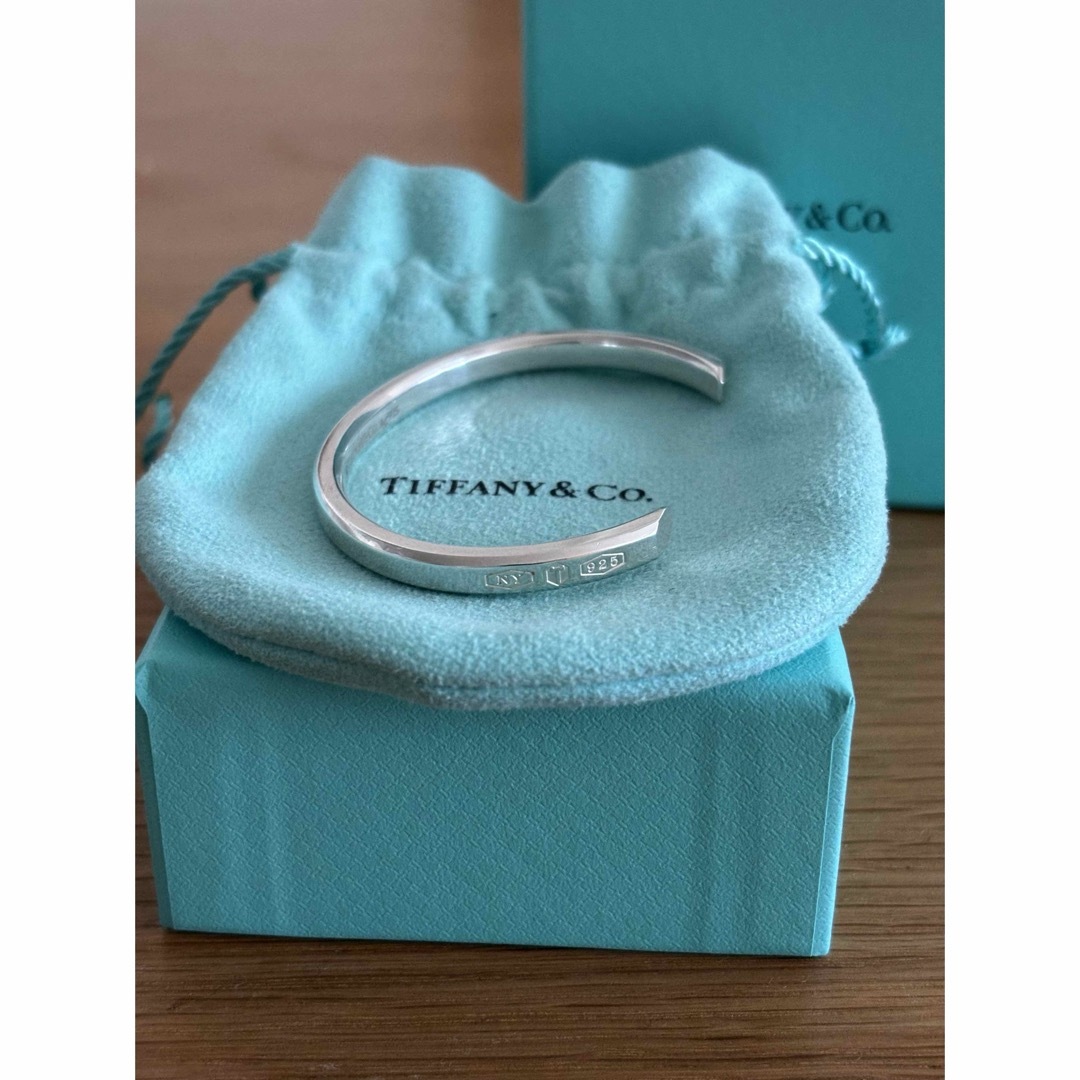 Tiffany & Co.(ティファニー)のTiffanyバングル　スターリングシルバー メンズのアクセサリー(バングル/リストバンド)の商品写真