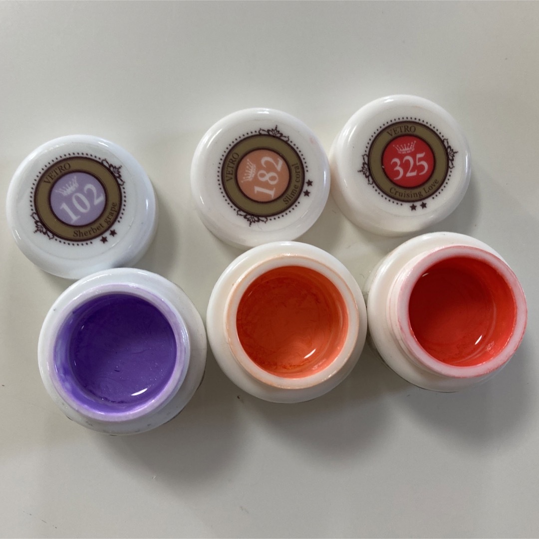 ベトロ カラージェル   3色セット コスメ/美容のネイル(カラージェル)の商品写真