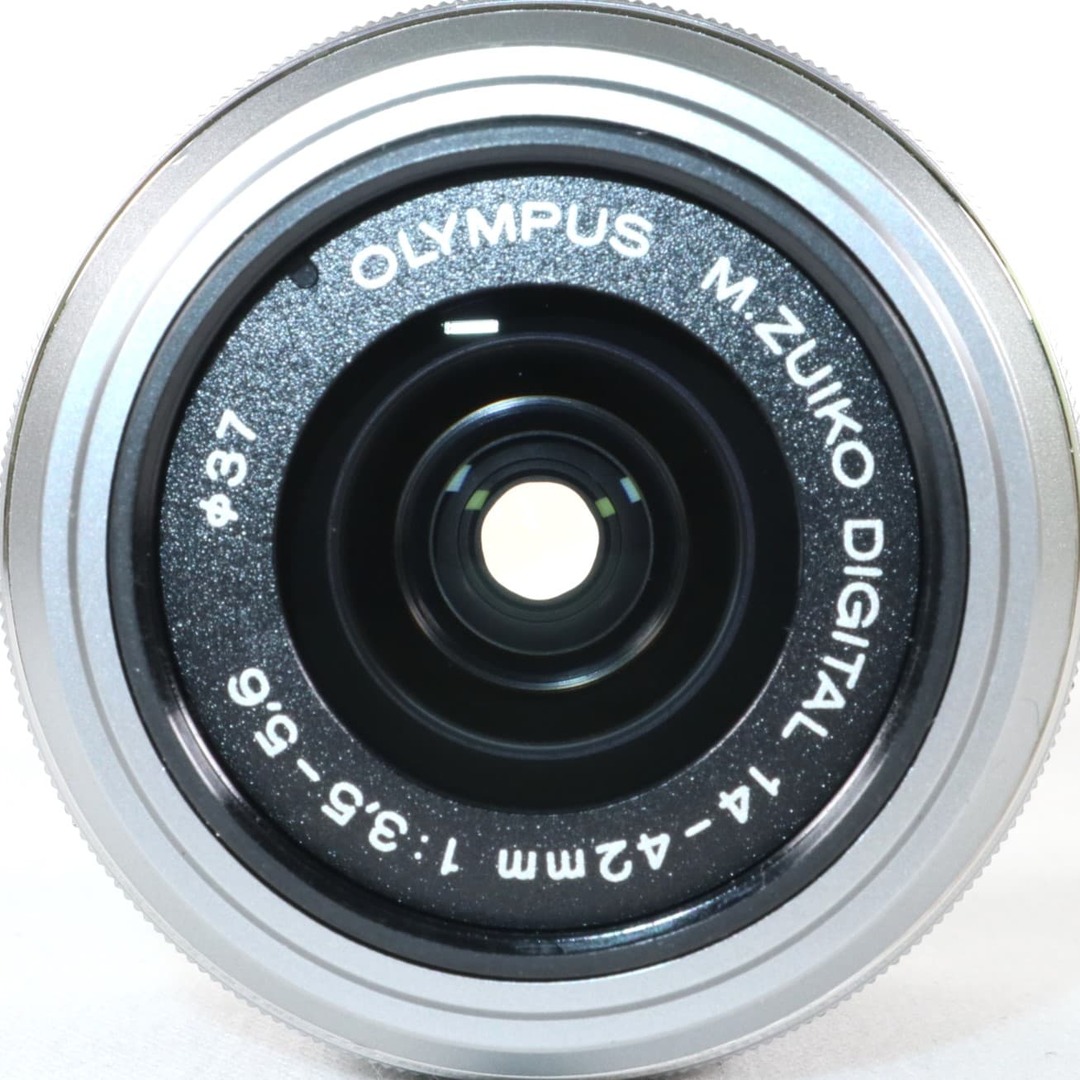 OLYMPUS M.ZUIKO DIGITAL 14-42mm F3.5-5.6 II R シルバー オリンパス k2306-2 スマホ/家電/カメラのカメラ(レンズ(ズーム))の商品写真