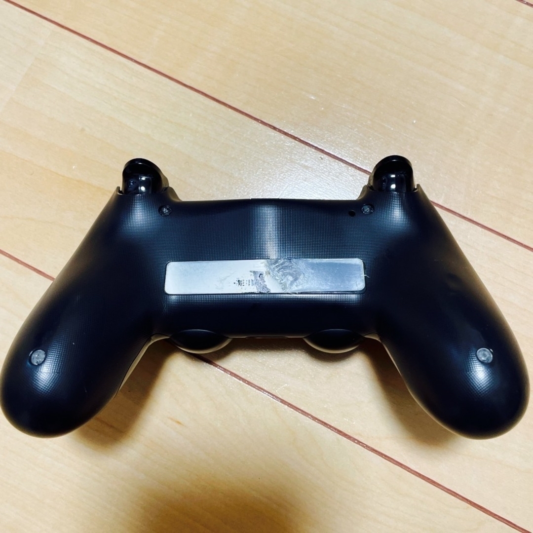 PlayStation4(プレイステーション4)のPlayStation4  DUAL SHOCK 4 【ジャンク品】 エンタメ/ホビーのゲームソフト/ゲーム機本体(携帯用ゲーム機本体)の商品写真